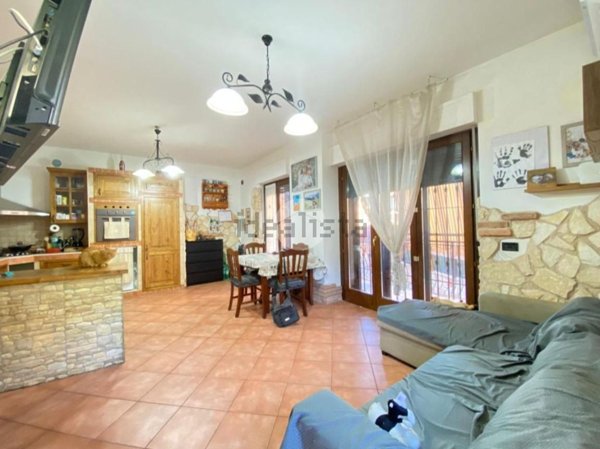 appartamento in vendita a Marcellina