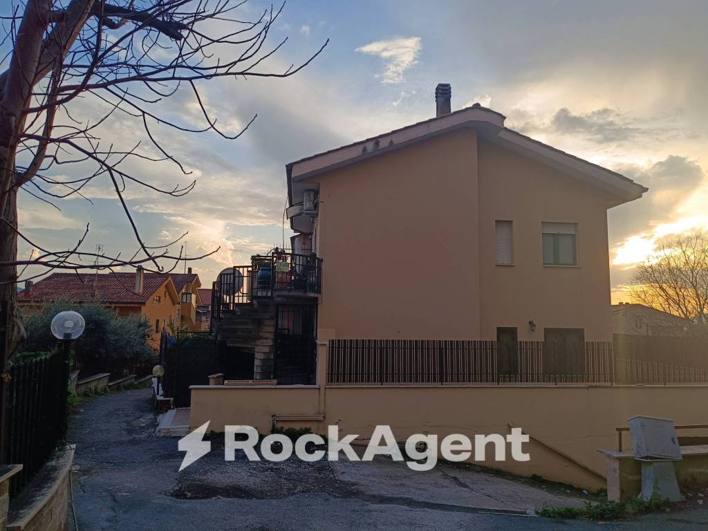 appartamento in vendita a Marcellina