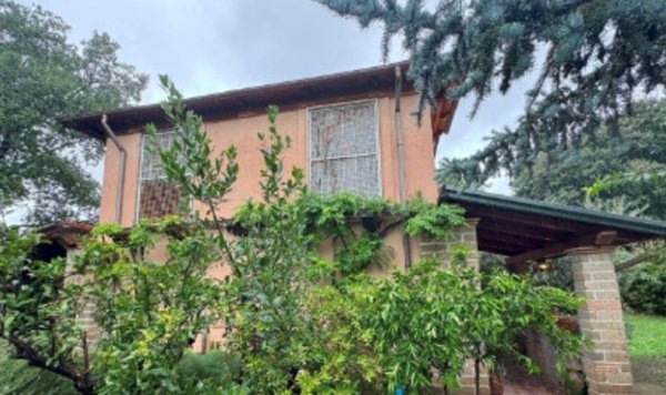 casa indipendente in vendita a Marcellina