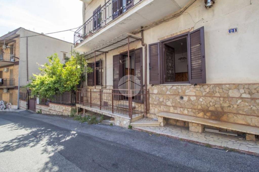 appartamento in vendita a Marcellina