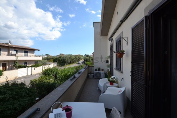 appartamento in vendita a Marino in zona Poggio delle Mole