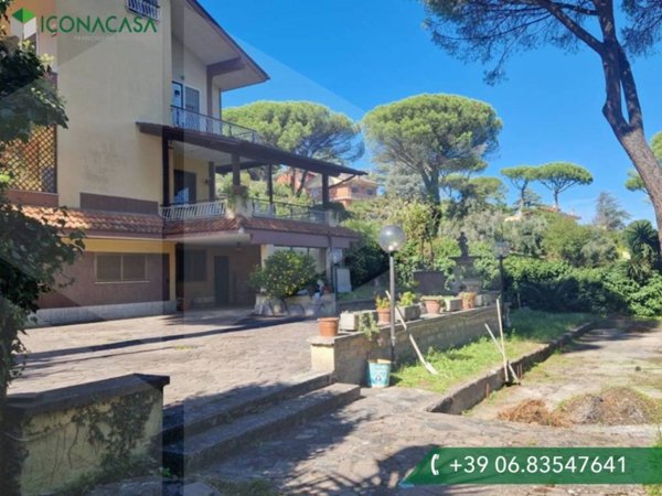 casa indipendente in vendita a Marino in zona Cava dei Selci