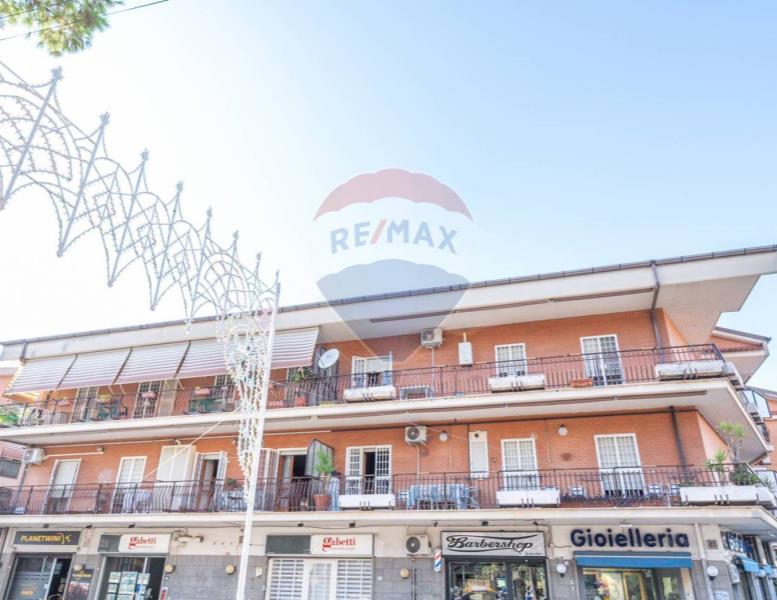 appartamento in vendita a Marino in zona Santa Maria delle Mole