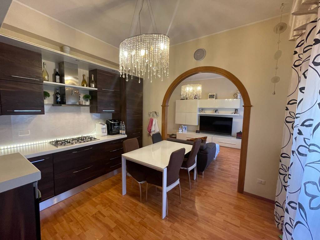 casa indipendente in vendita a Marino in zona Santa Maria delle Mole
