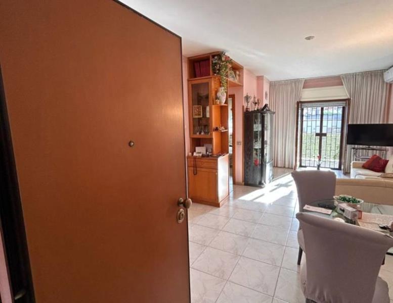 appartamento in vendita a Marino in zona Cava dei Selci