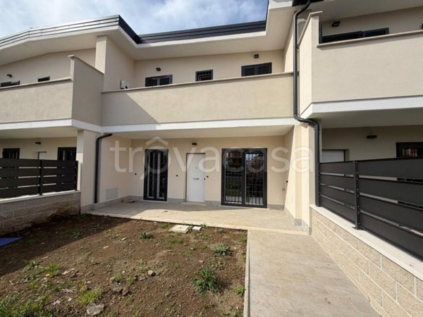 casa indipendente in vendita a Marino in zona Cava dei Selci