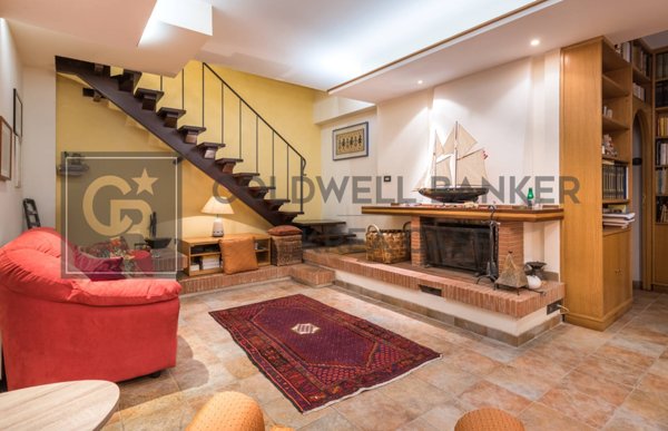 casa indipendente in vendita a Marino