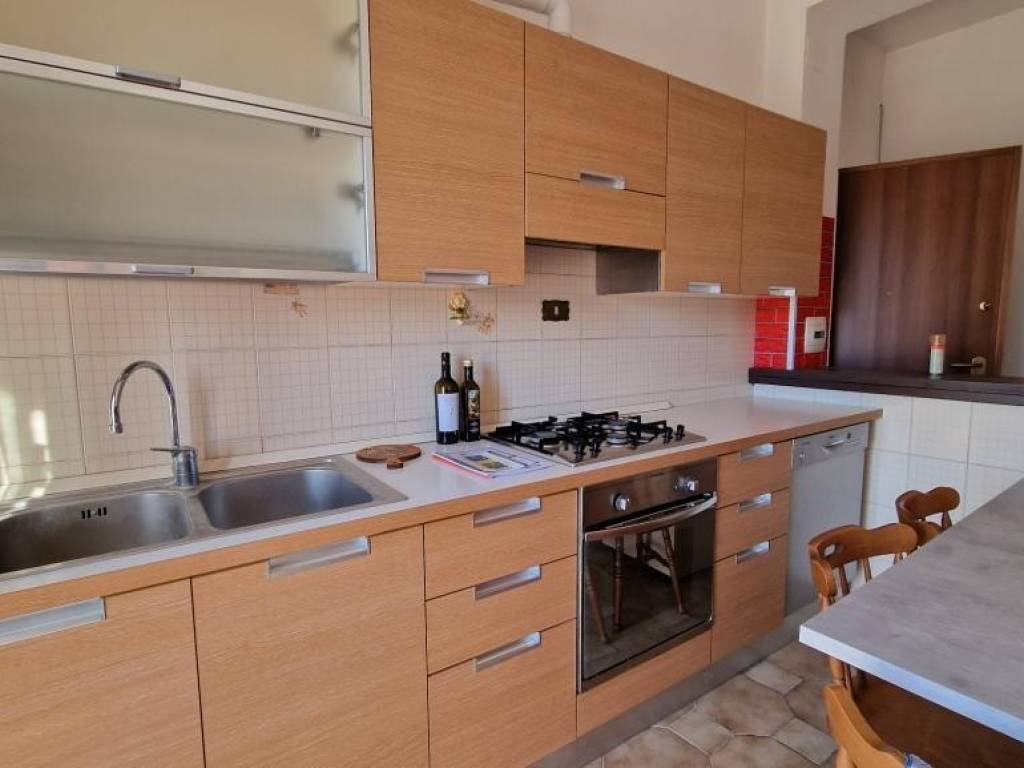 appartamento in vendita a Marino in zona Castelluccia