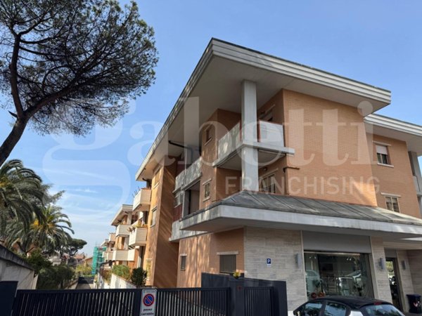 appartamento in vendita a Marino in zona Poggio delle Mole