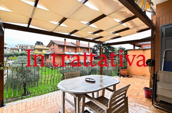 appartamento in vendita a Marino in zona Poggio delle Mole