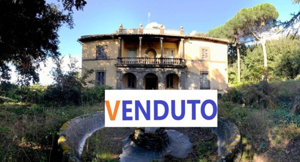 casa indipendente in vendita a Marino in zona Due Santi