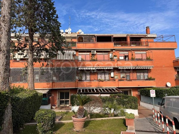 appartamento in vendita a Marino in zona Santa Maria delle Mole