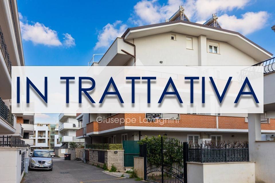 appartamento in vendita a Marino in zona Poggio delle Mole