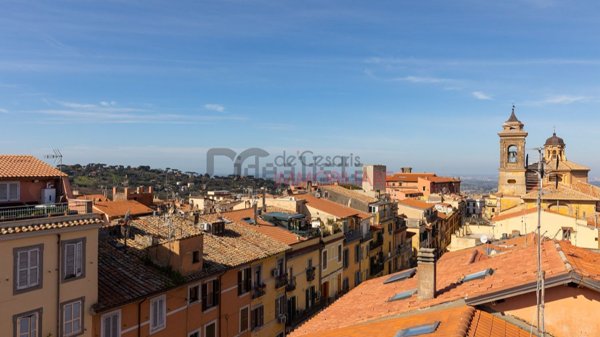 appartamento in vendita a Marino