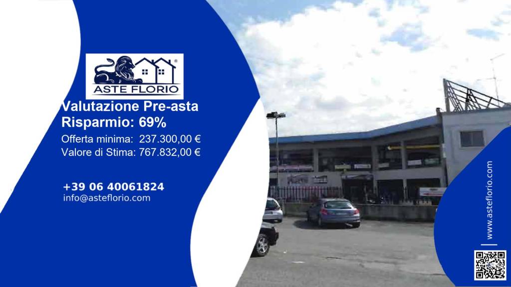 locale commerciale in vendita a Marino in zona Frattocchie
