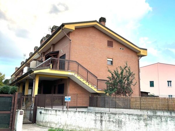 appartamento in vendita a Marino in zona Cava dei Selci