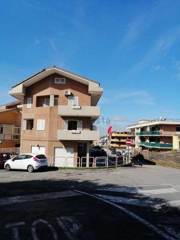 appartamento in vendita a Marino in zona Frattocchie