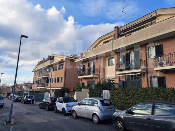appartamento in vendita a Marino in zona Poggio delle Mole
