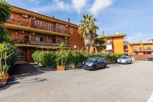 appartamento in vendita a Marino in zona Santa Maria delle Mole