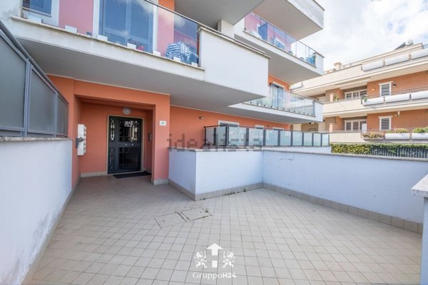 appartamento in vendita a Marino in zona Poggio delle Mole