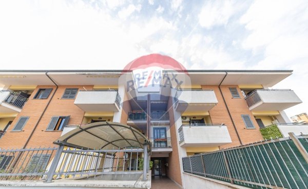 appartamento in vendita a Marino in zona Poggio delle Mole