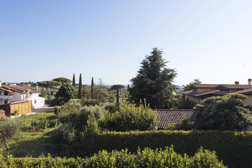 casa indipendente in vendita a Marino in zona Castelluccia