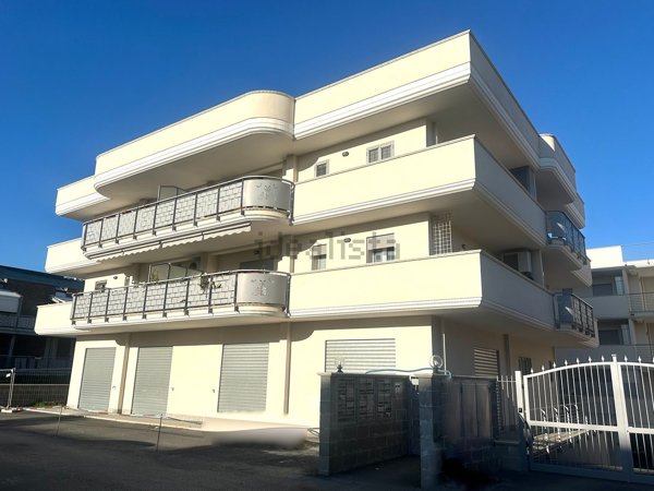 appartamento in vendita a Marino in zona Poggio delle Mole