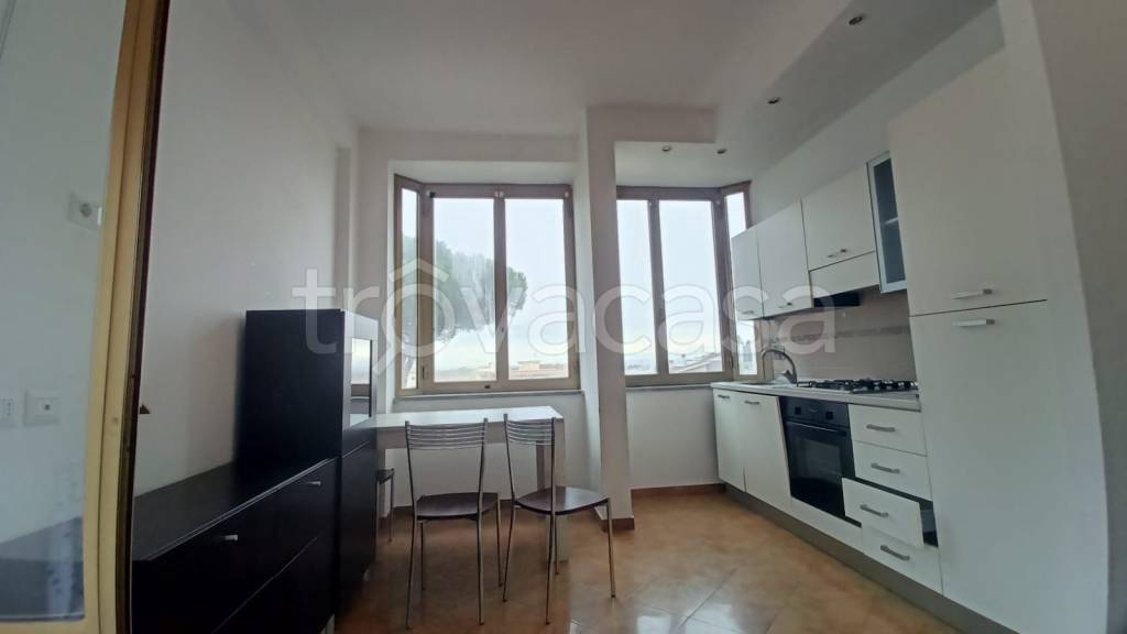 appartamento in vendita a Marino in zona Santa Maria delle Mole