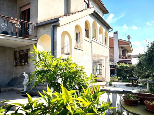 casa indipendente in vendita a Marino in zona Poggio delle Mole