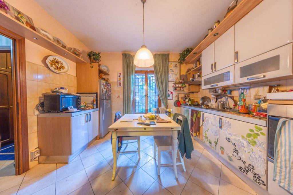 casa indipendente in vendita a Marino in zona Poggio delle Mole
