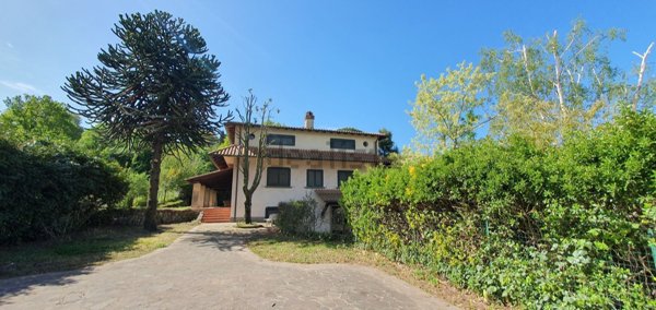 casa indipendente in vendita a Marino