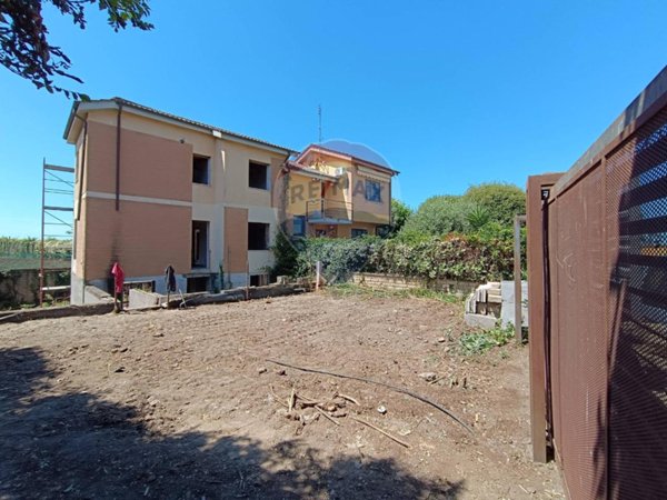 casa indipendente in vendita a Marino in zona Frattocchie