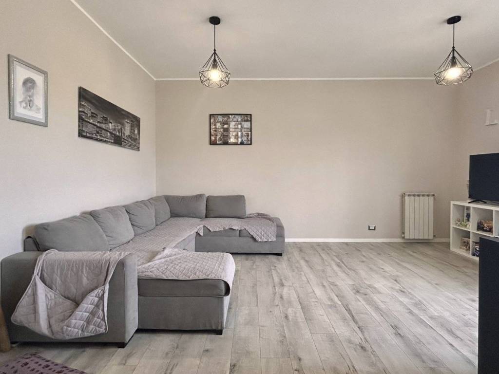 appartamento in vendita a Marino in zona Poggio delle Mole
