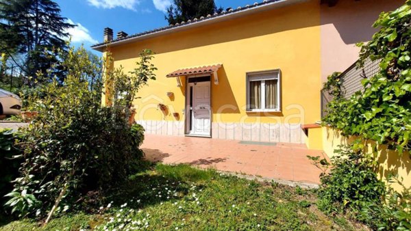 casa indipendente in vendita a Marino in zona Due Santi