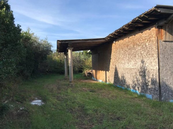 casa indipendente in vendita a Marino in zona Due Santi