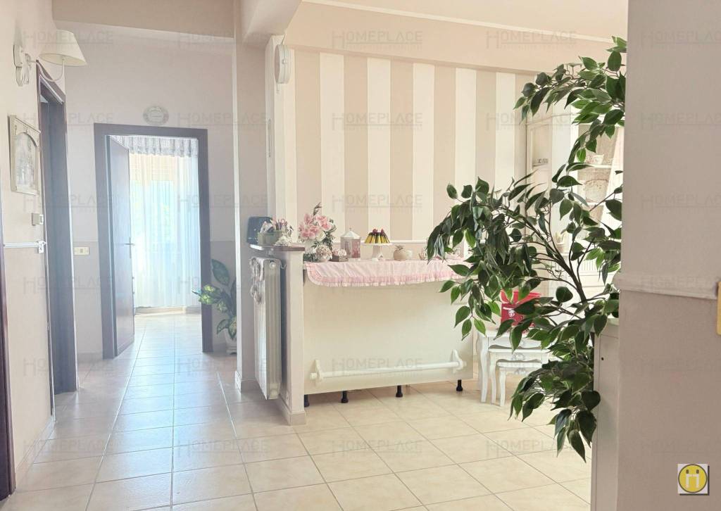 appartamento in vendita a Marino in zona Frattocchie