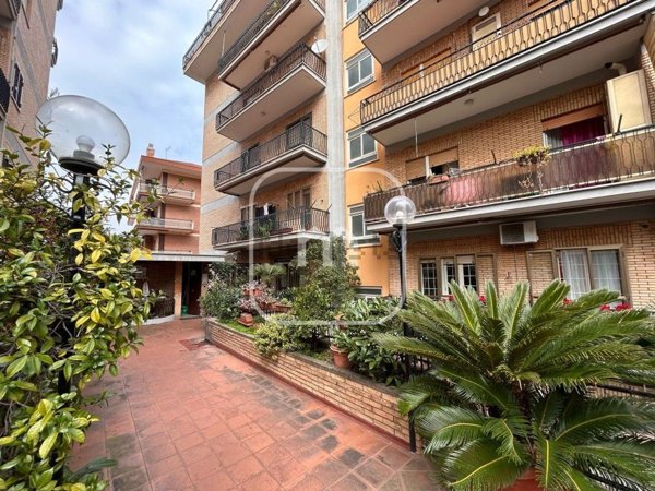appartamento in vendita a Marino in zona Cava dei Selci