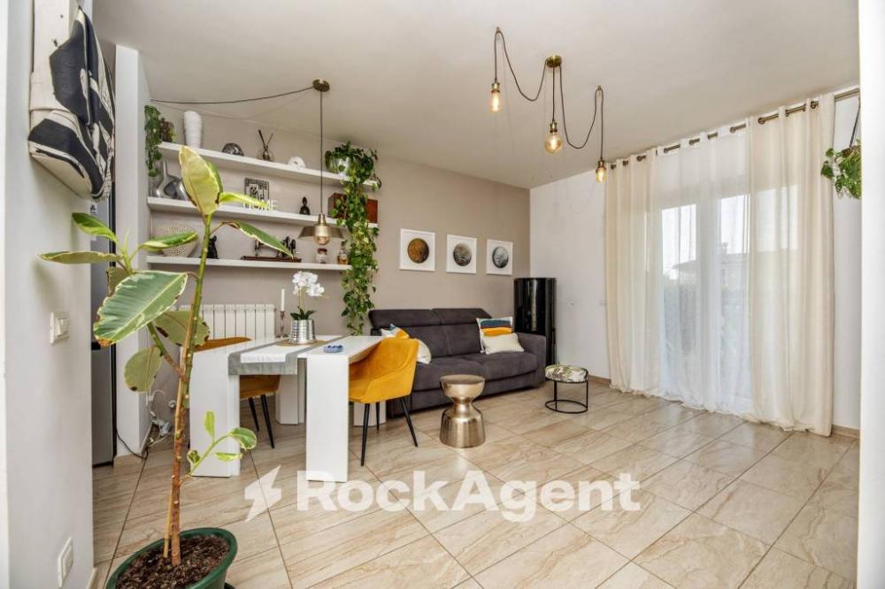 casa indipendente in vendita a Marino