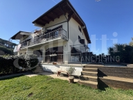 casa indipendente in vendita a Marino