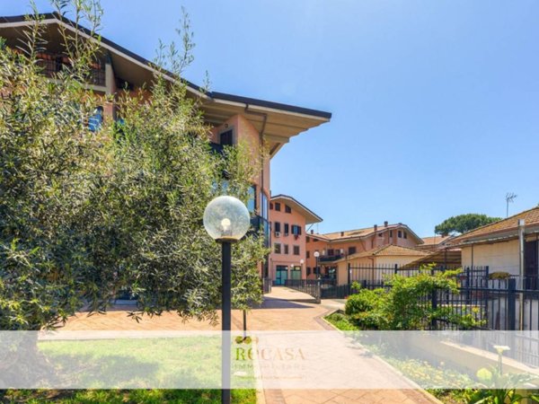 appartamento in vendita a Marino in zona Poggio delle Mole
