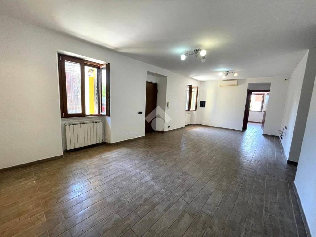 appartamento in vendita a Marino in zona Castelluccia