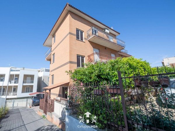 appartamento in vendita a Marino in zona Frattocchie