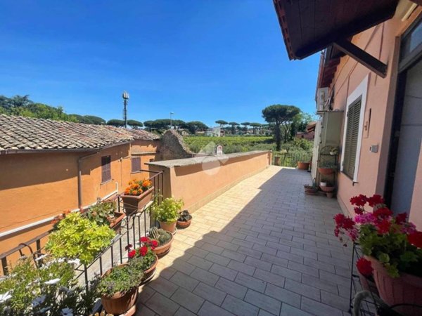 appartamento in vendita a Marino in zona Castelluccia