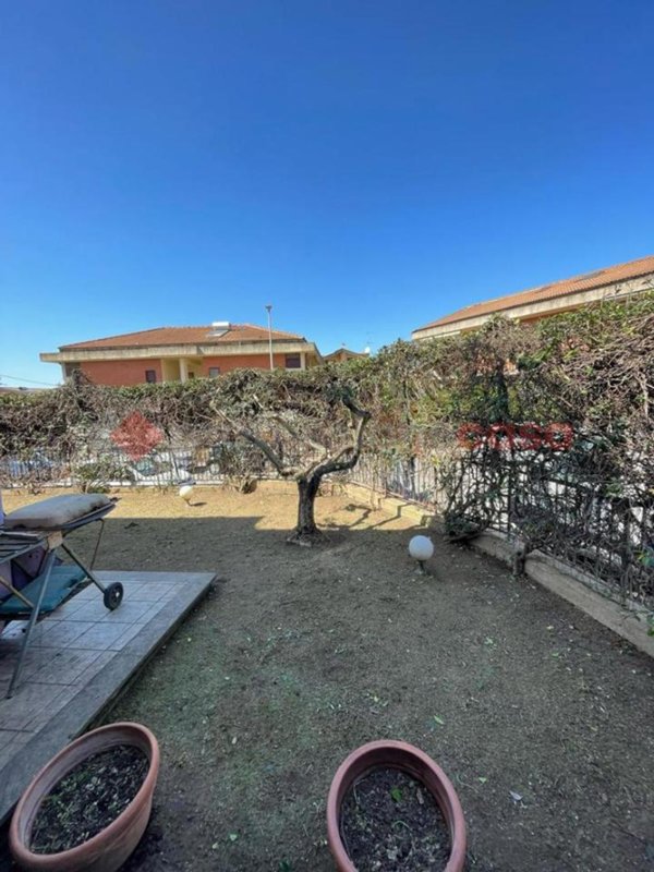 appartamento in vendita a Marino in zona Frattocchie