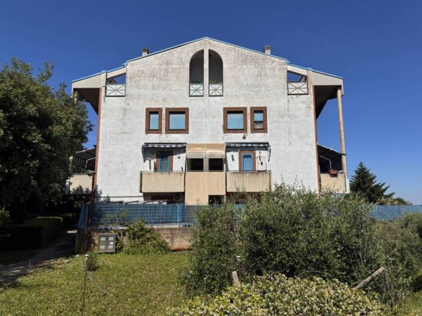 appartamento in vendita a Marino in zona Frattocchie