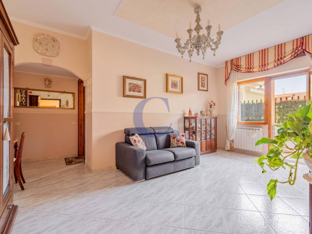 appartamento in vendita a Marino in zona Santa Maria delle Mole