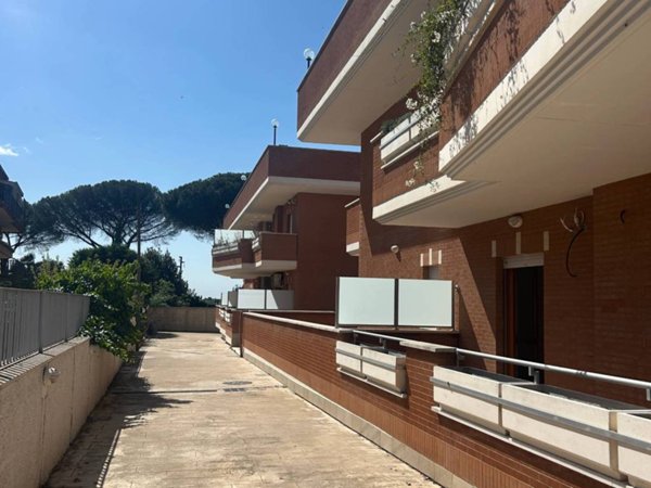 appartamento in vendita a Marino in zona Poggio delle Mole