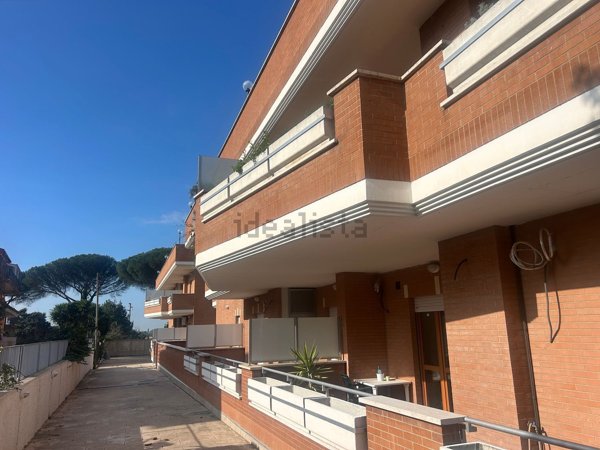 appartamento in vendita a Marino in zona Poggio delle Mole