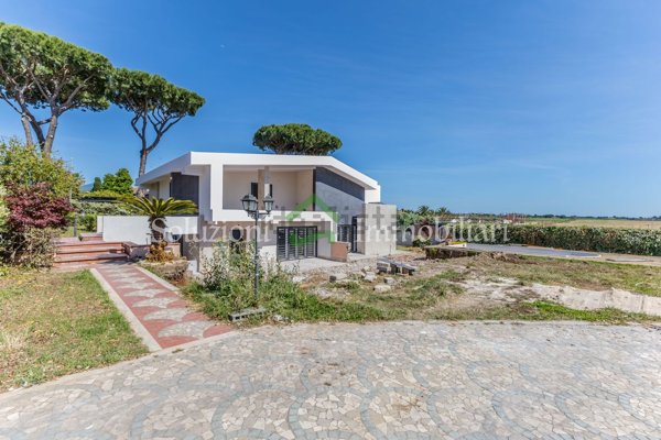 casa indipendente in vendita a Marino