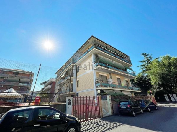 appartamento in vendita a Marino in zona Cava dei Selci